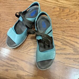 Wolky Women's Size 37 ( US6-6.5)‎ Turquoise Leather Wedge Sandals